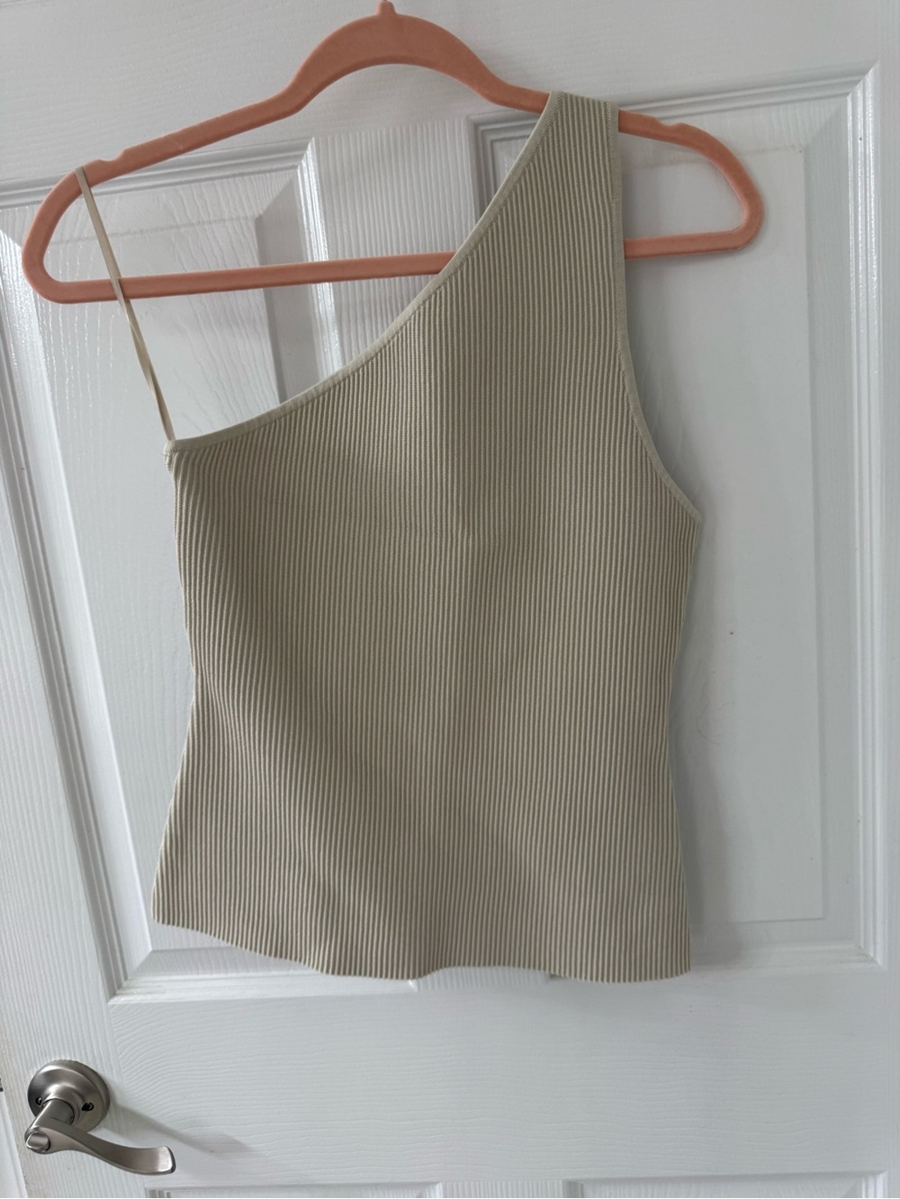 Aritzia Babaton Matte neutral  Ribbed One-Shoulder Tank